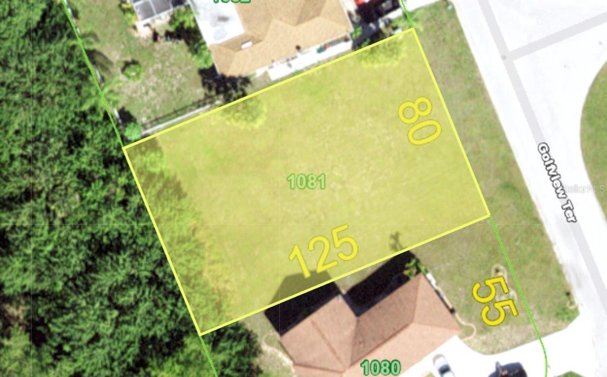 Beautiful lot to build your dream home.