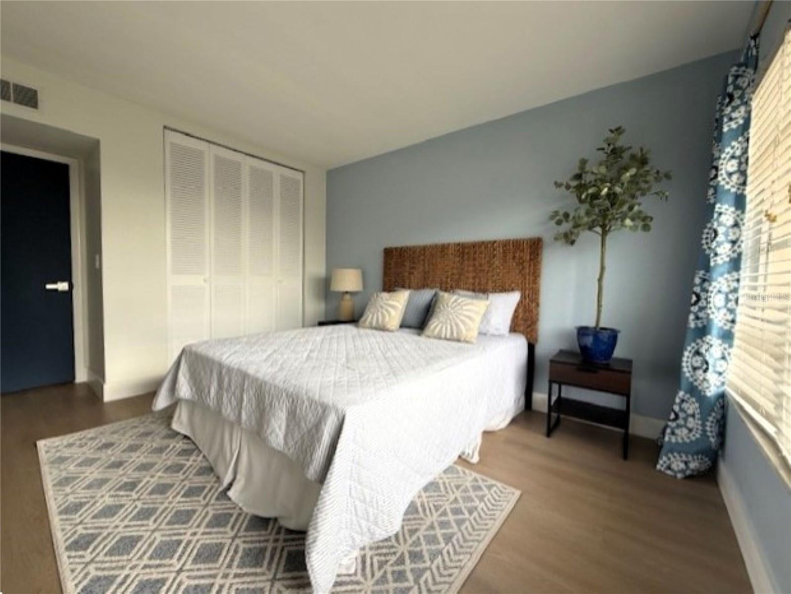 BEACH HARBOR CLUB - Residential Lease