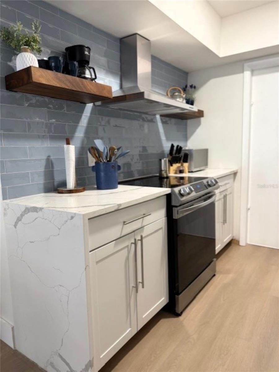 BEACH HARBOR CLUB - Residential Lease