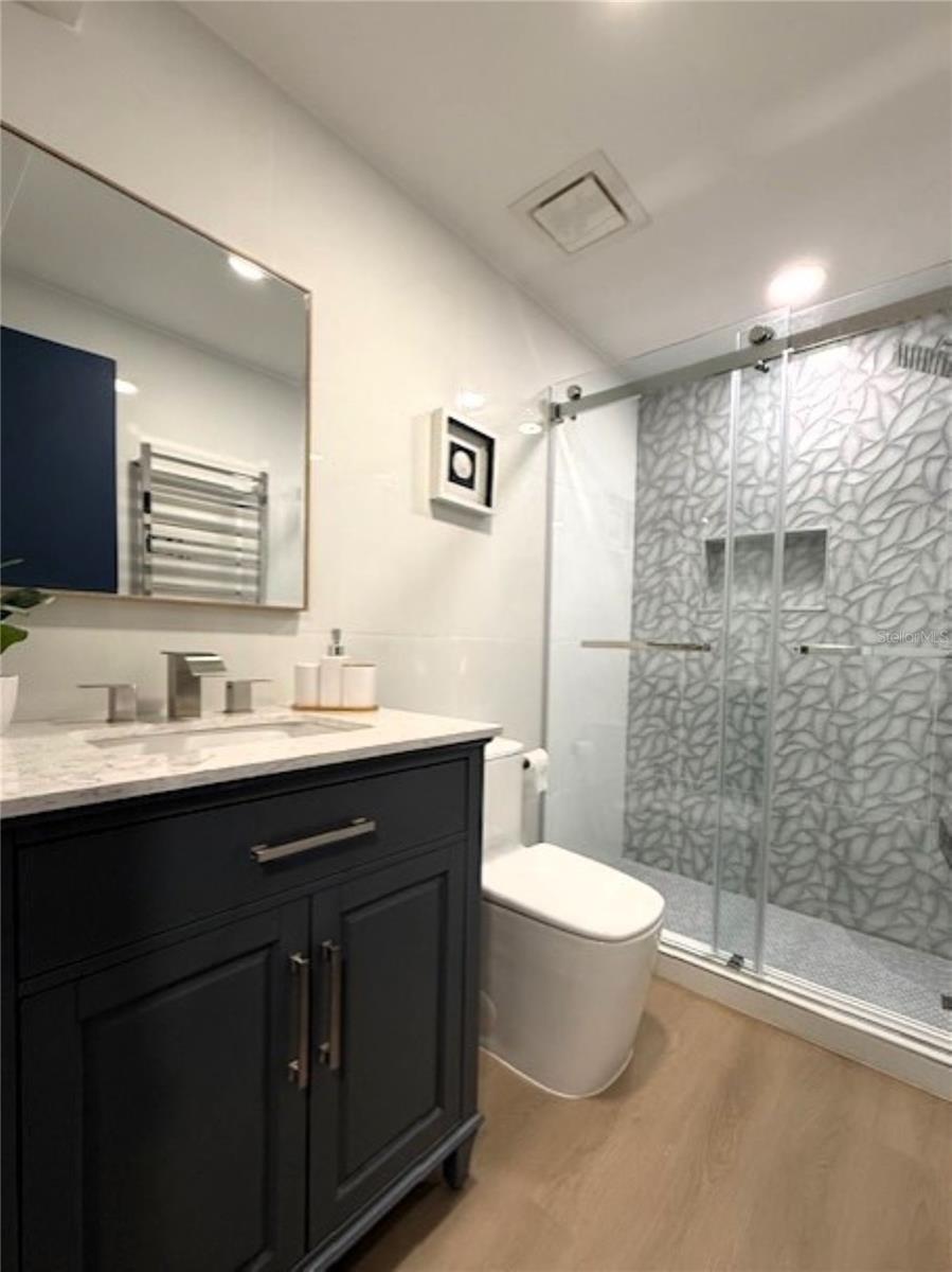 BEACH HARBOR CLUB - Residential Lease