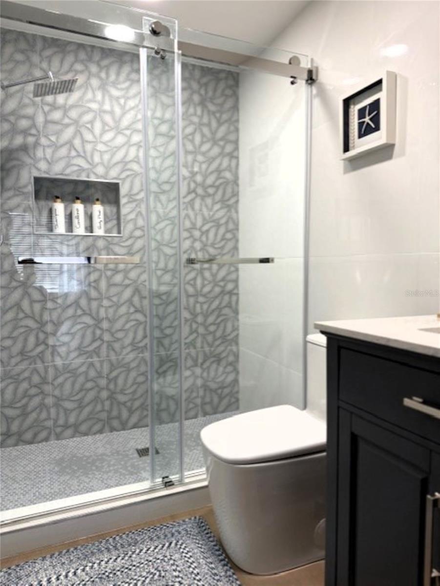 BEACH HARBOR CLUB - Residential Lease