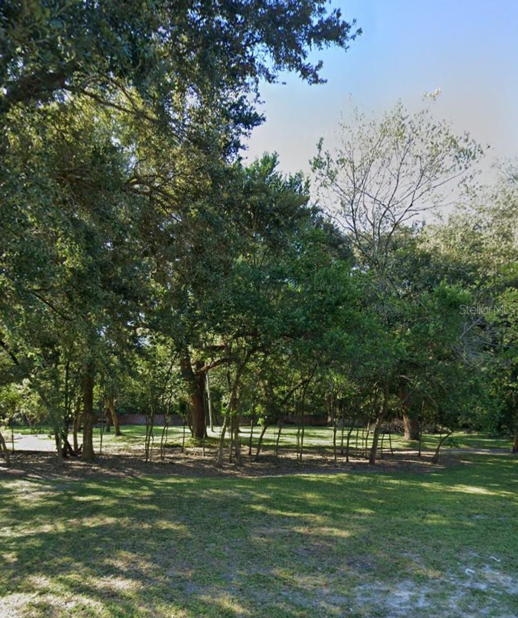 Photo of 117 Watts Way #D, Tampa, FL 33613 (MLS # TB8462178)