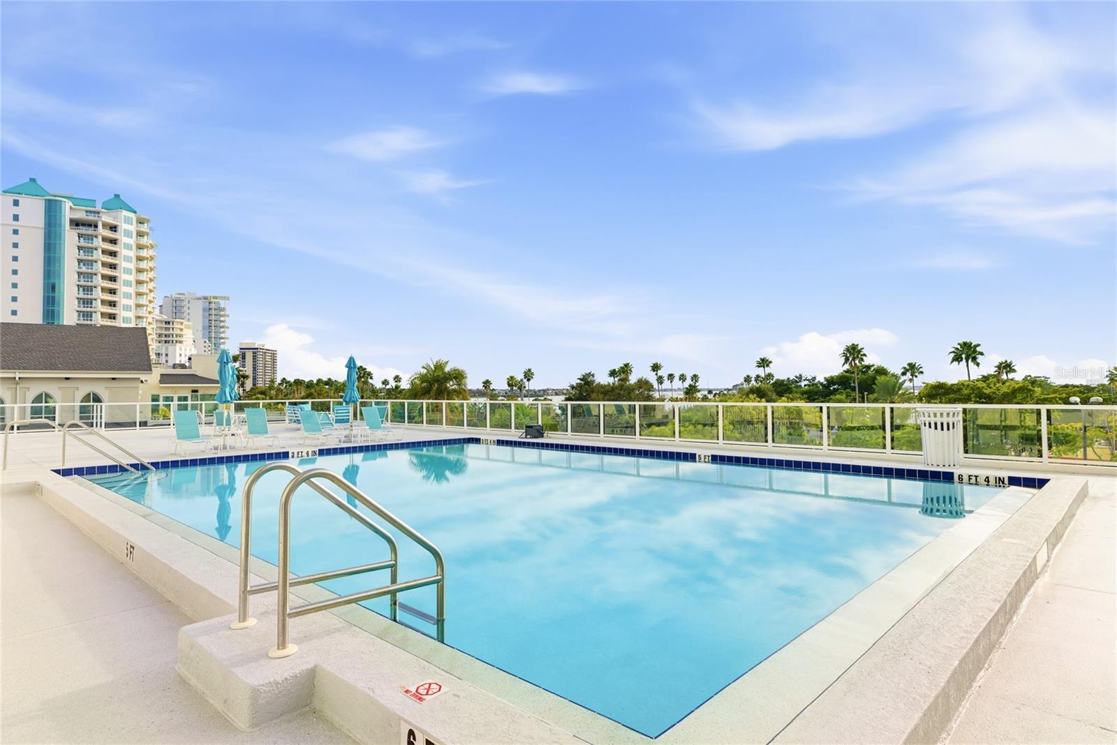 DOLPHIN TOWER - Residential