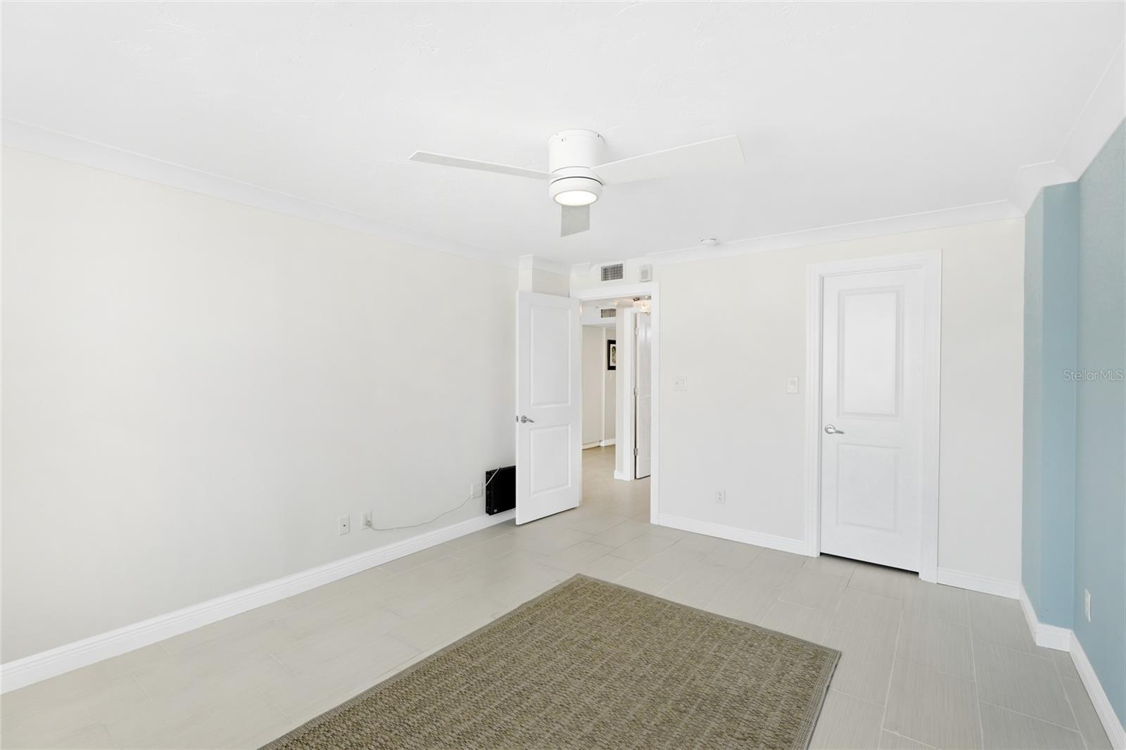 DOLPHIN TOWER - Residential