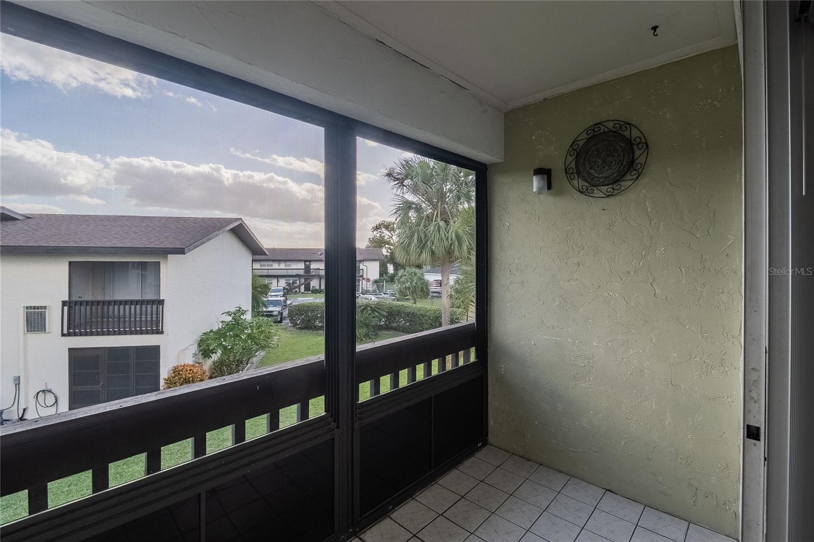 SANDY COVE WINTER HAVEN - Residential