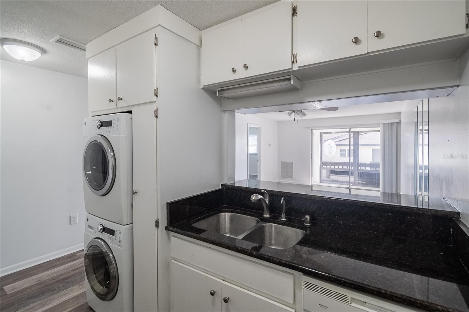 SANDY COVE WINTER HAVEN - Residential