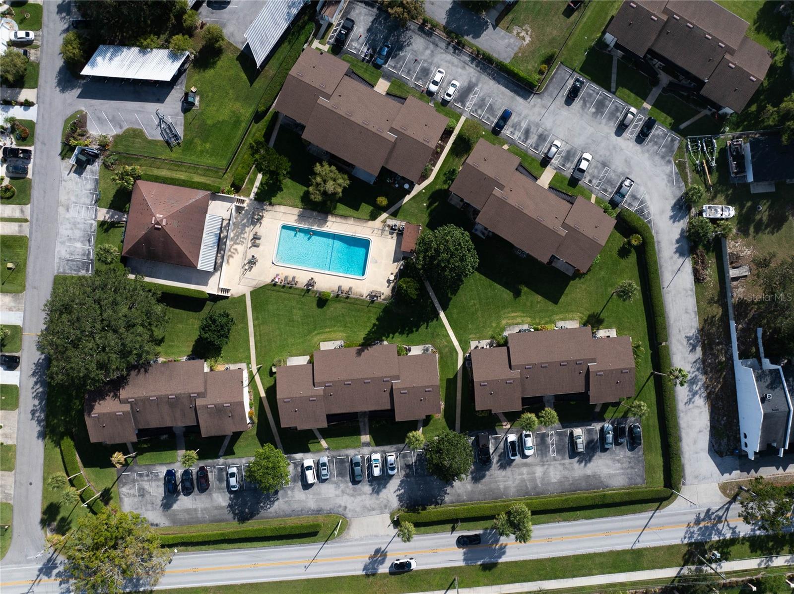 SANDY COVE WINTER HAVEN - Residential