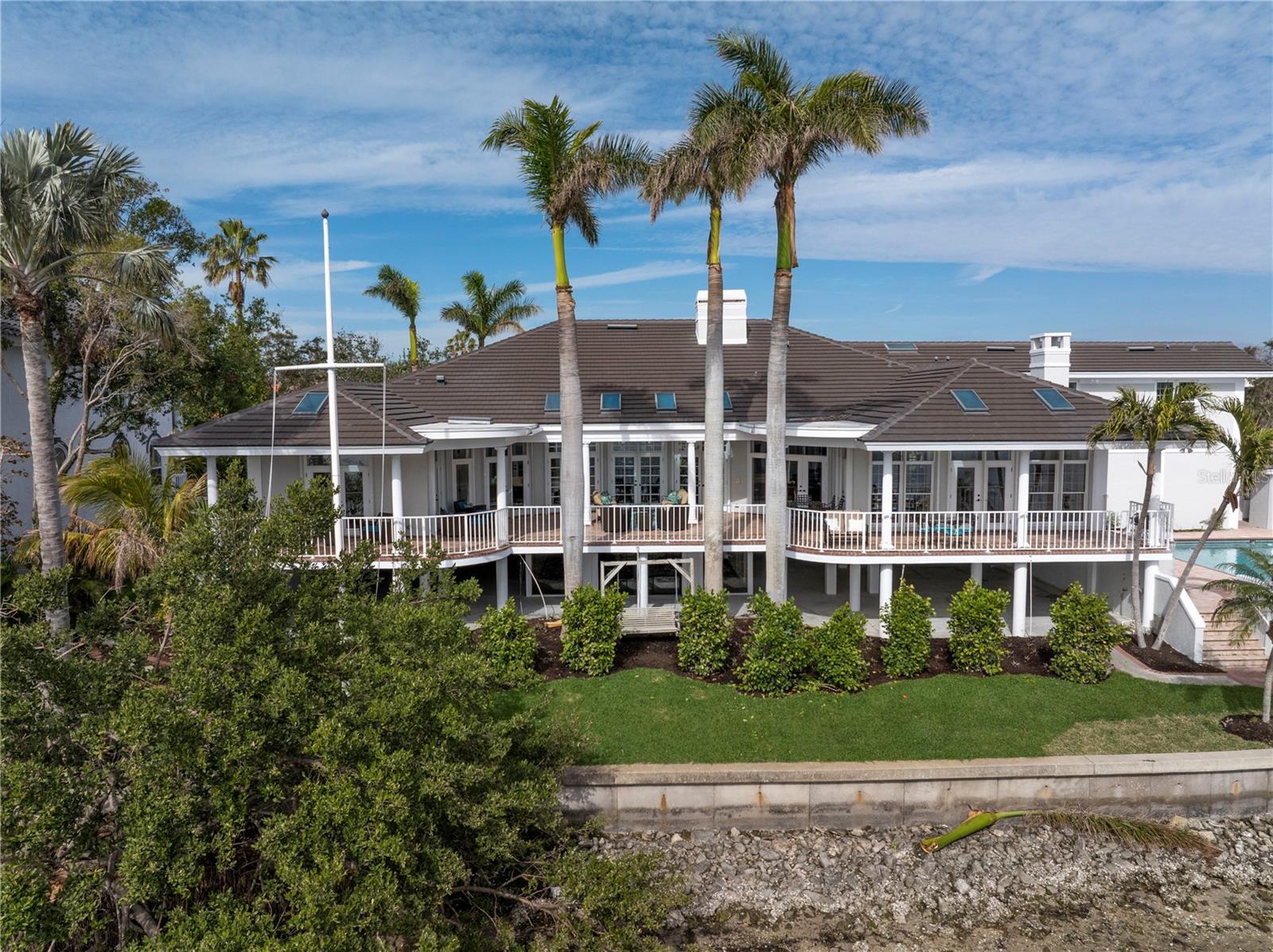 BAYWAY ISLES UNIT 02 - Residential