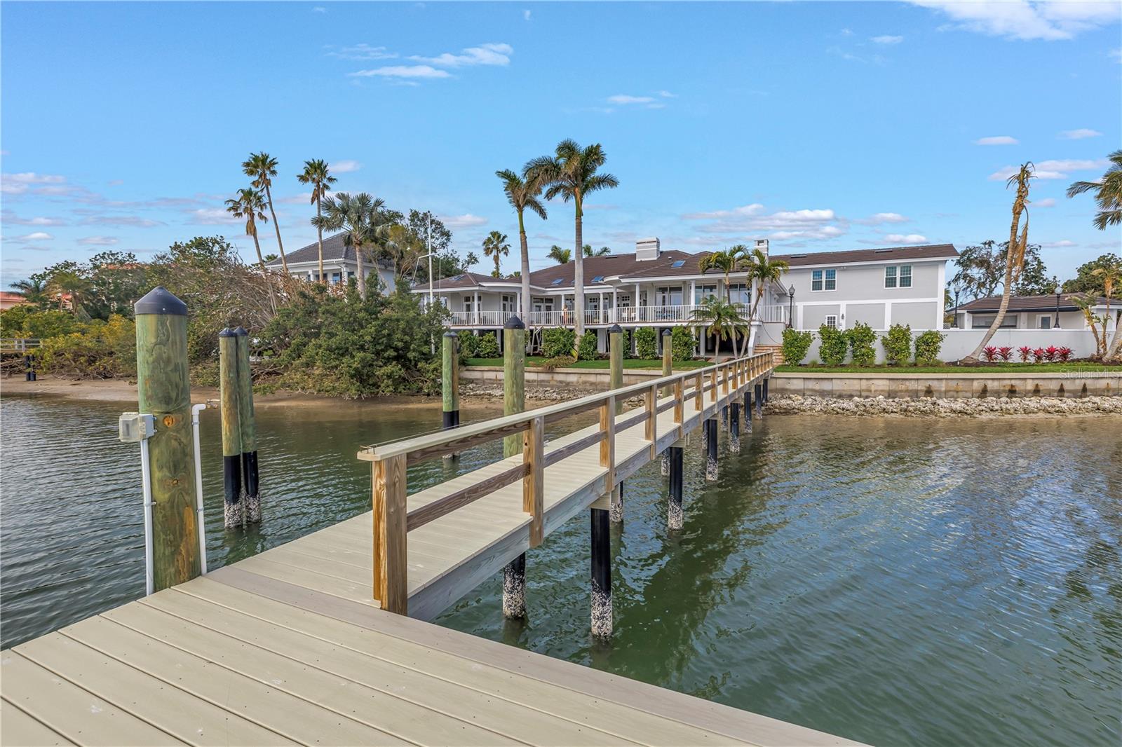 BAYWAY ISLES UNIT 02 - Residential