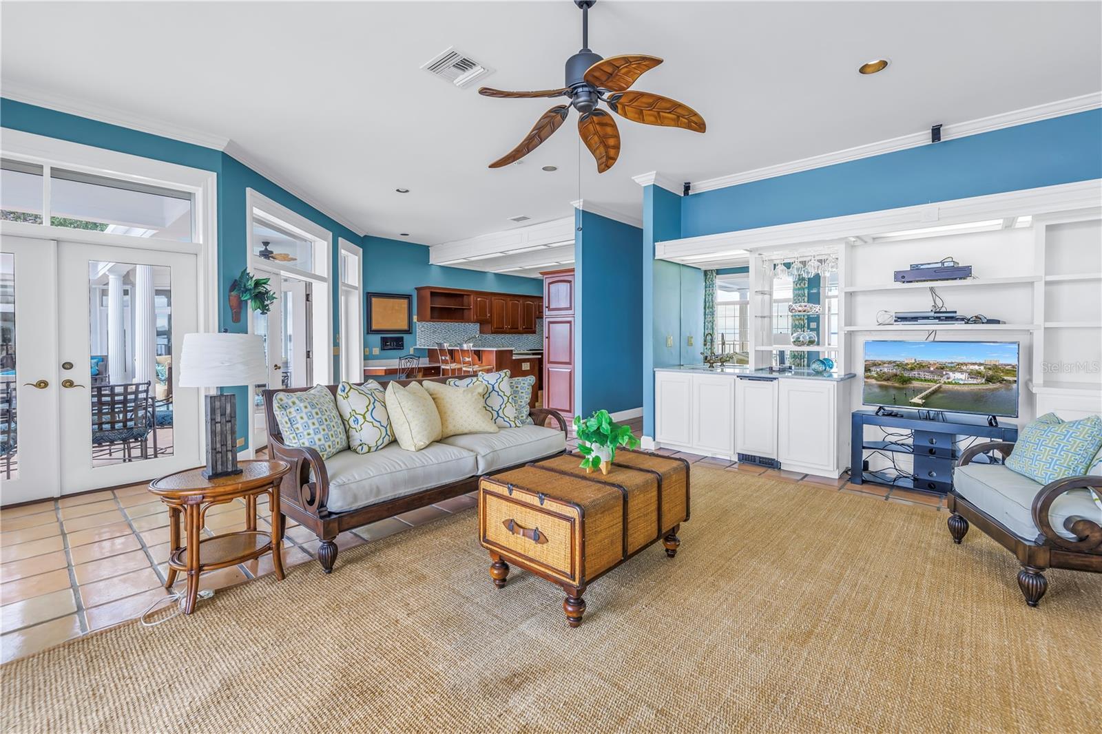 BAYWAY ISLES UNIT 02 - Residential