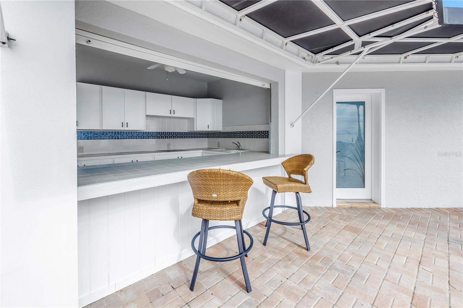 BAYWAY ISLES UNIT 02 - Residential