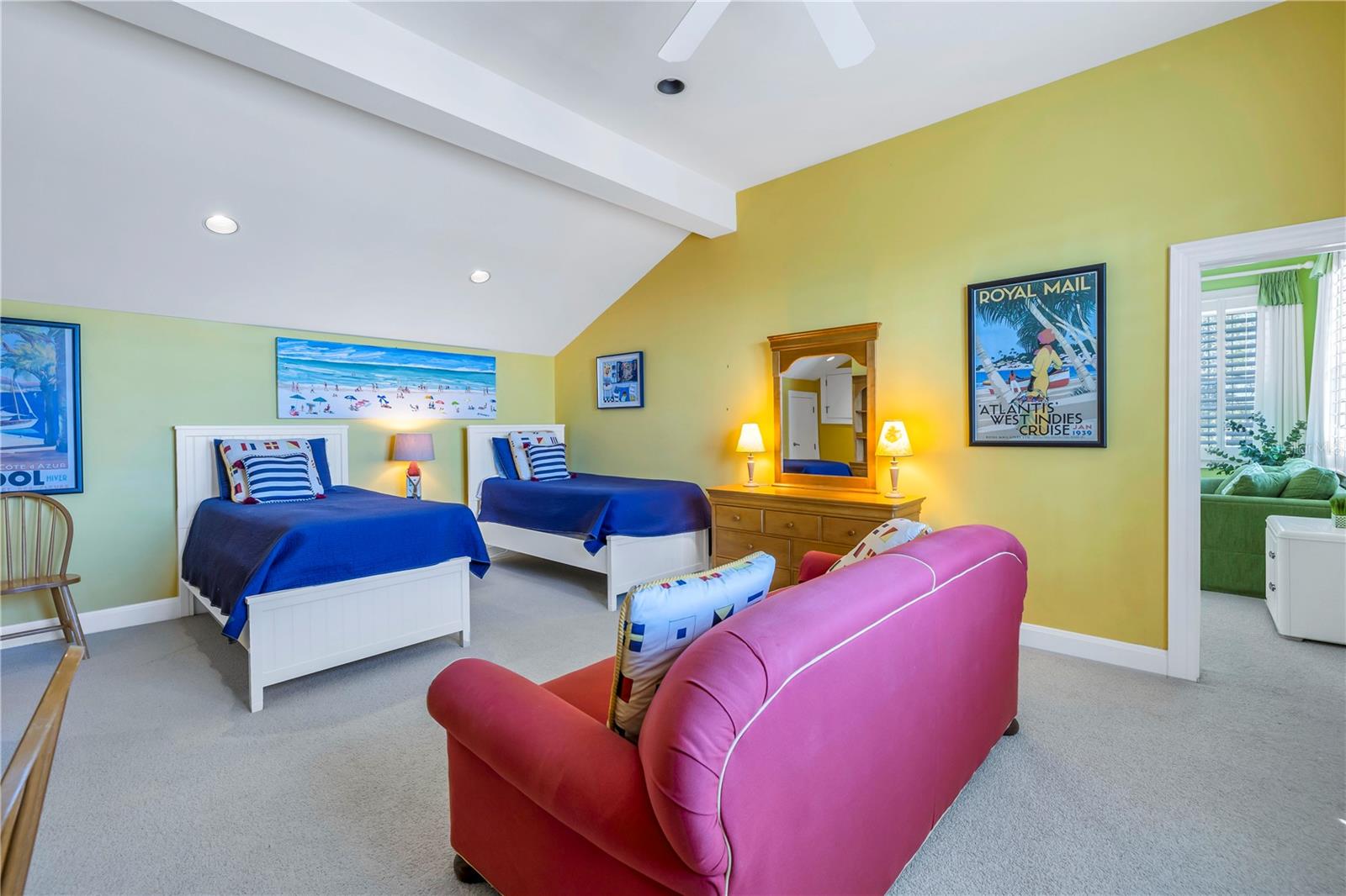 BAYWAY ISLES UNIT 02 - Residential