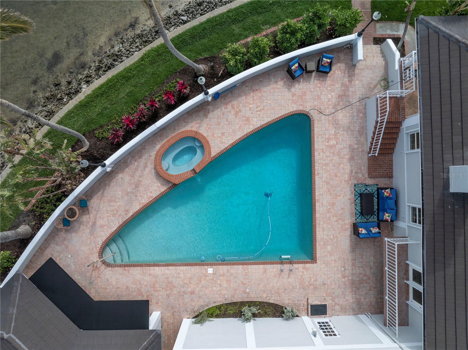 BAYWAY ISLES UNIT 02 - Residential