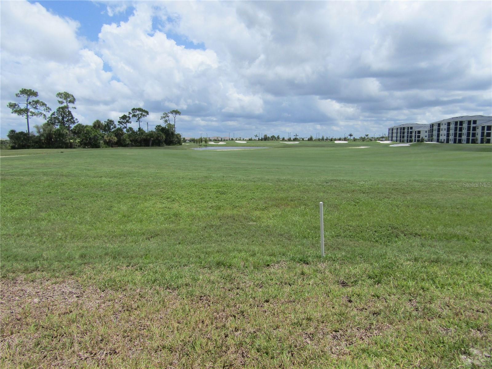 WELLEN PARK GOLF & COUNTRY CLUB - Residential Lease