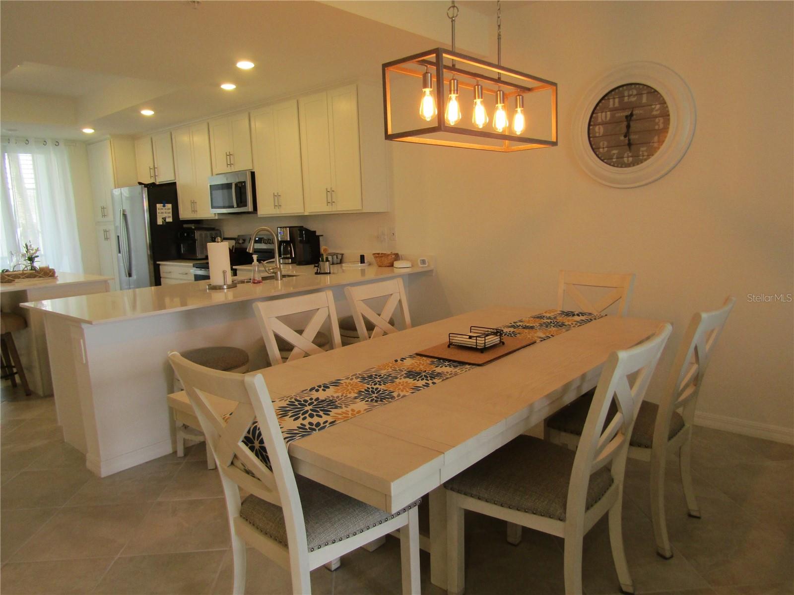 WELLEN PARK GOLF & COUNTRY CLUB - Residential Lease