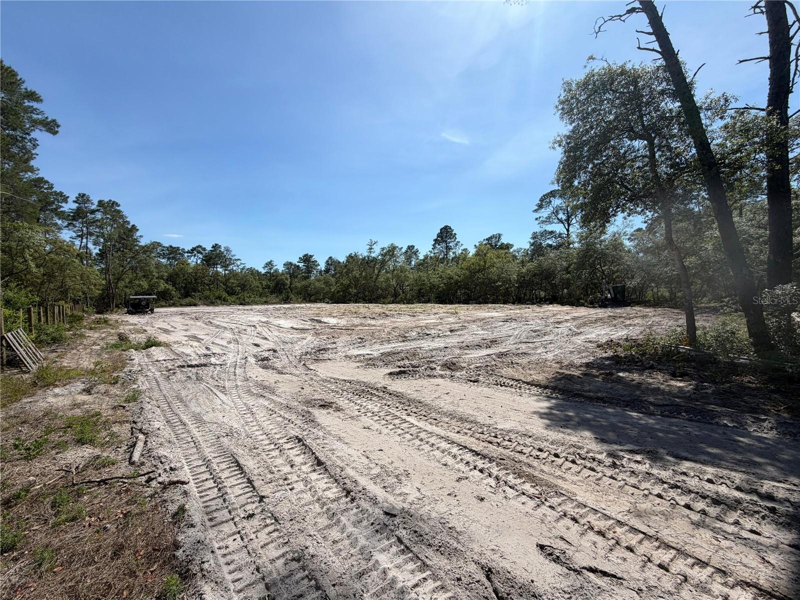 FLORIDA HLNDS - Land