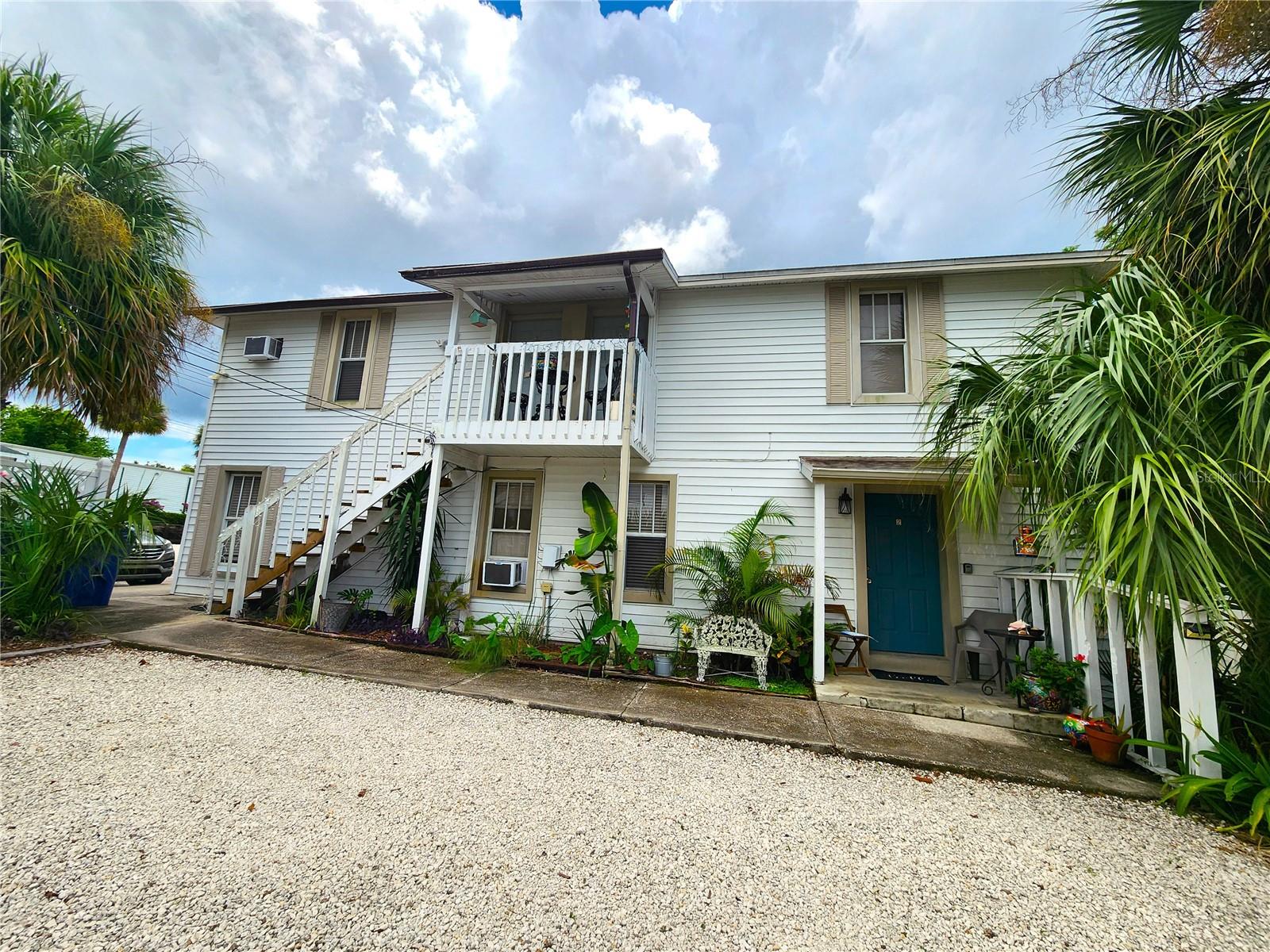 1205 OMAHA CIRCLE