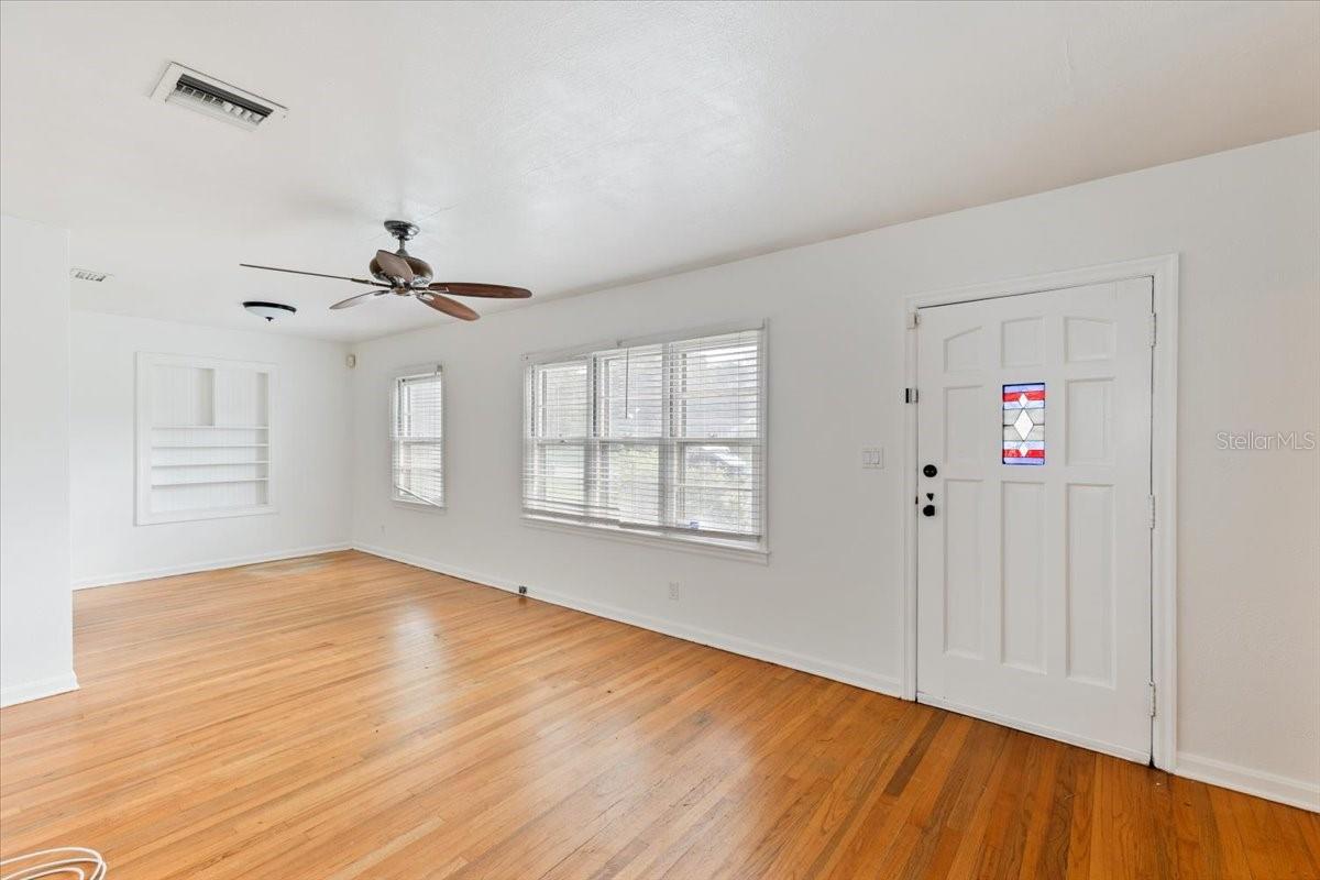 CRESTWOOD ESTATES - Residential