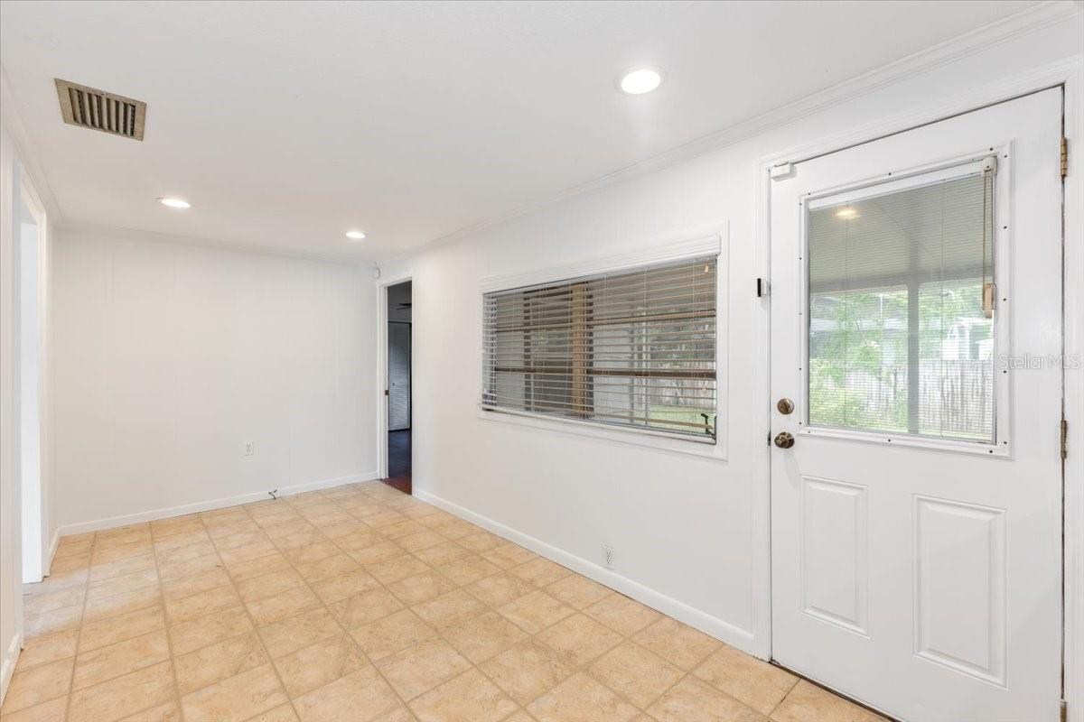 CRESTWOOD ESTATES - Residential