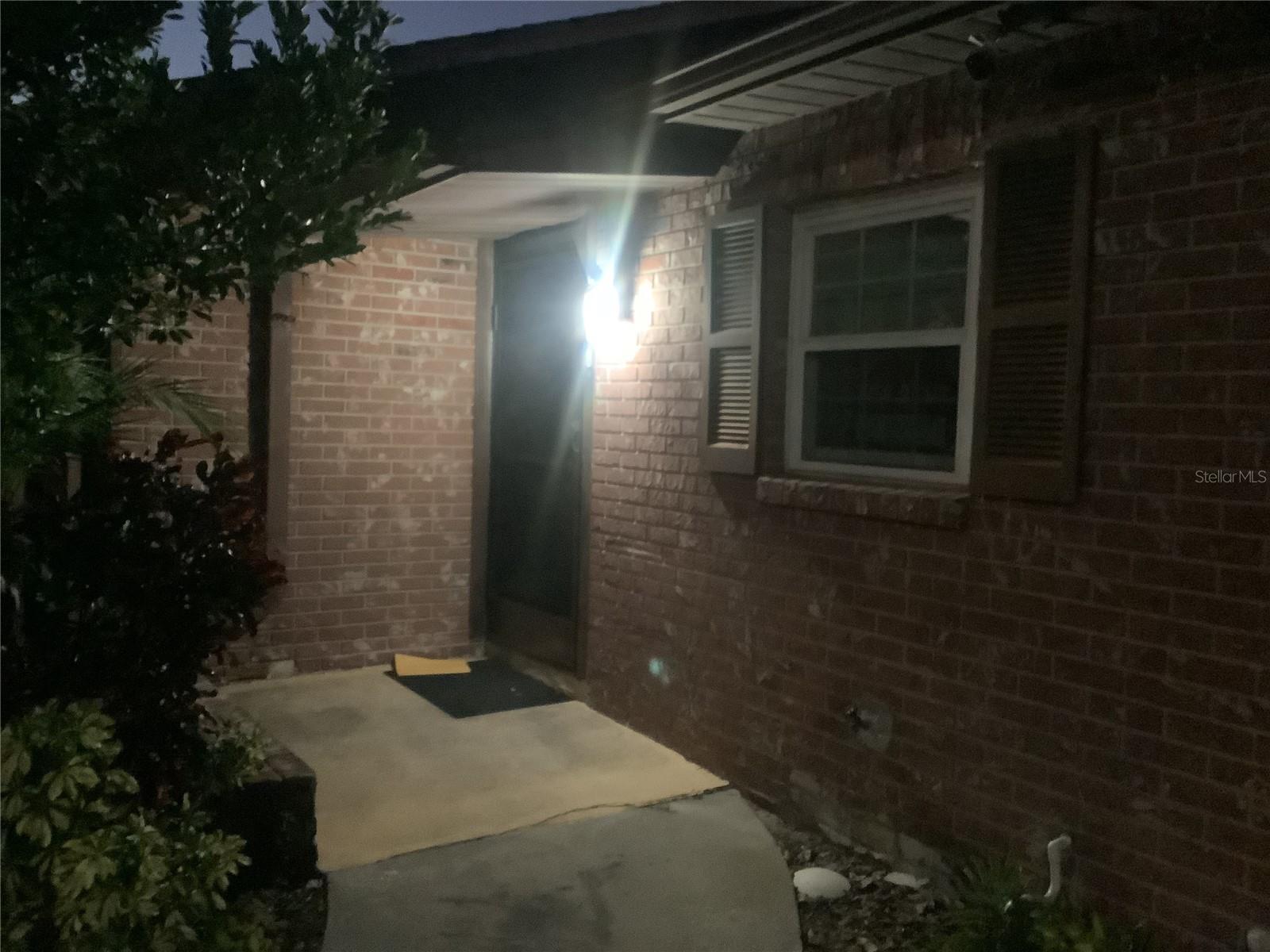 EASTFIELD SLOPES A CONDOMINIUM - Residential Lease