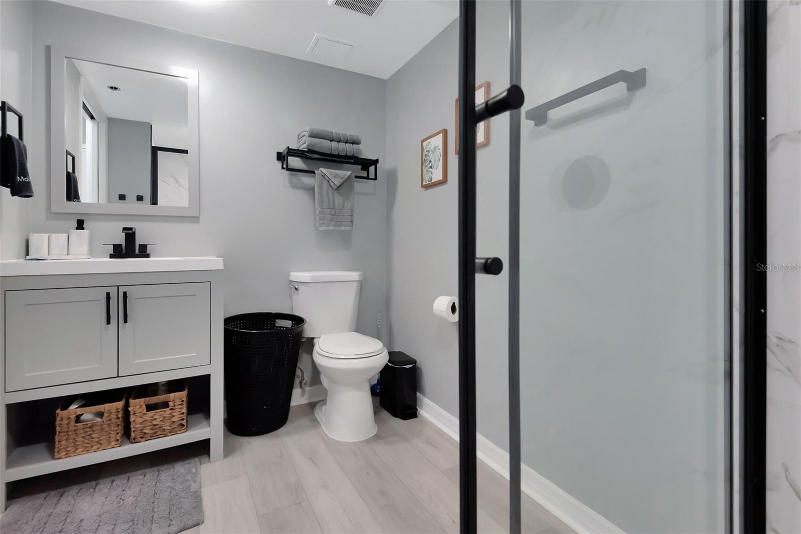 CASTAWAY BEACH RESORT CONDO - Residential