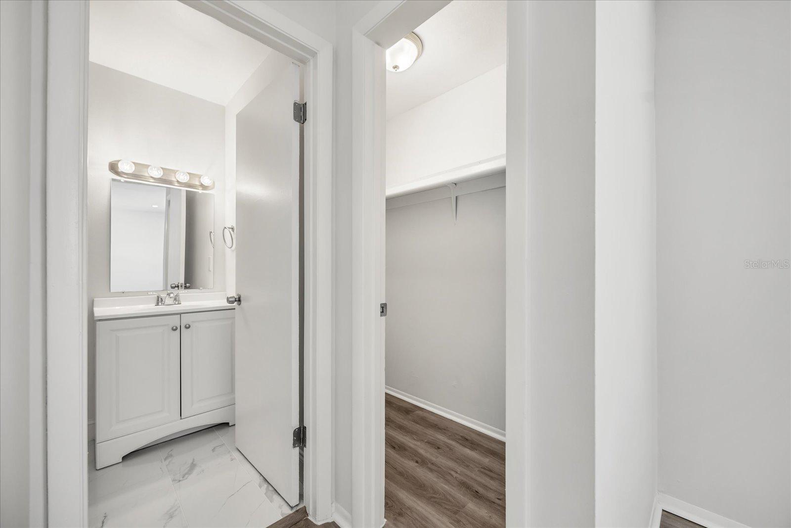 ALTAMONTE HEIGHTS - Residential Lease