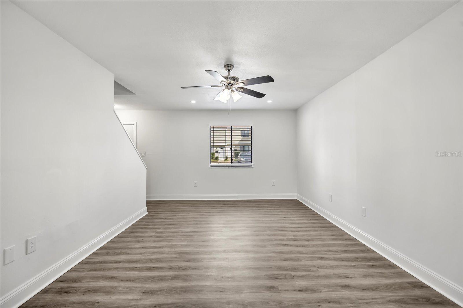 ALTAMONTE HEIGHTS - Residential Lease