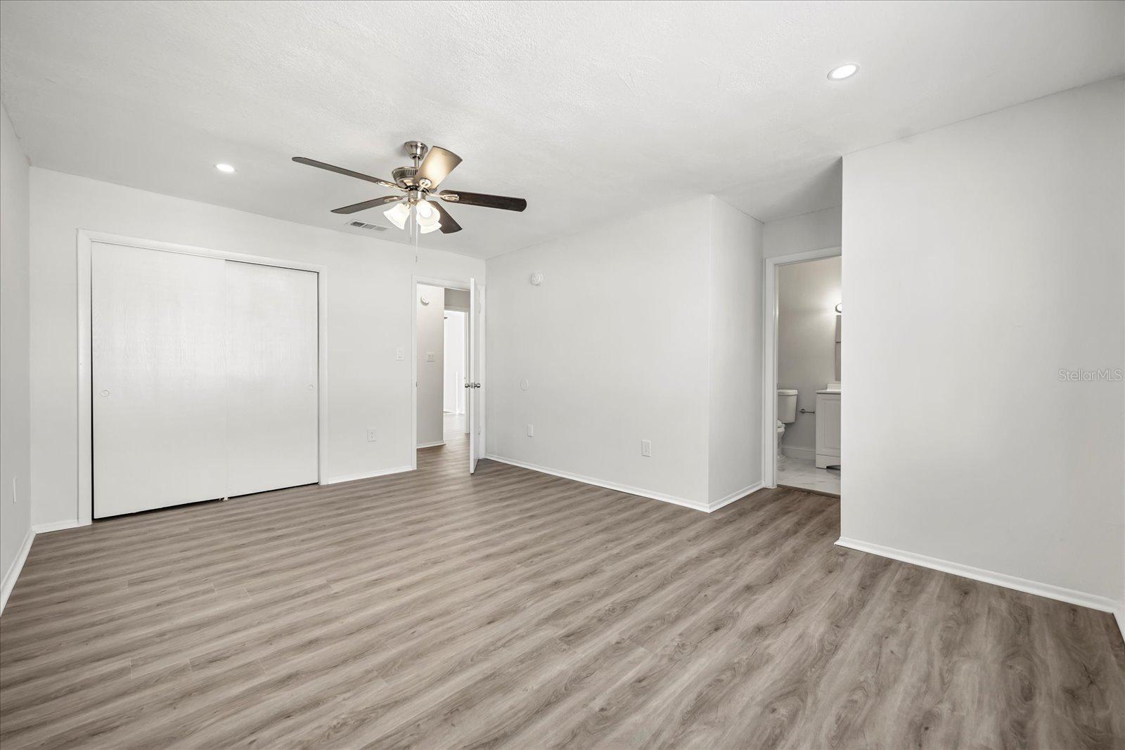 ALTAMONTE HEIGHTS - Residential Lease