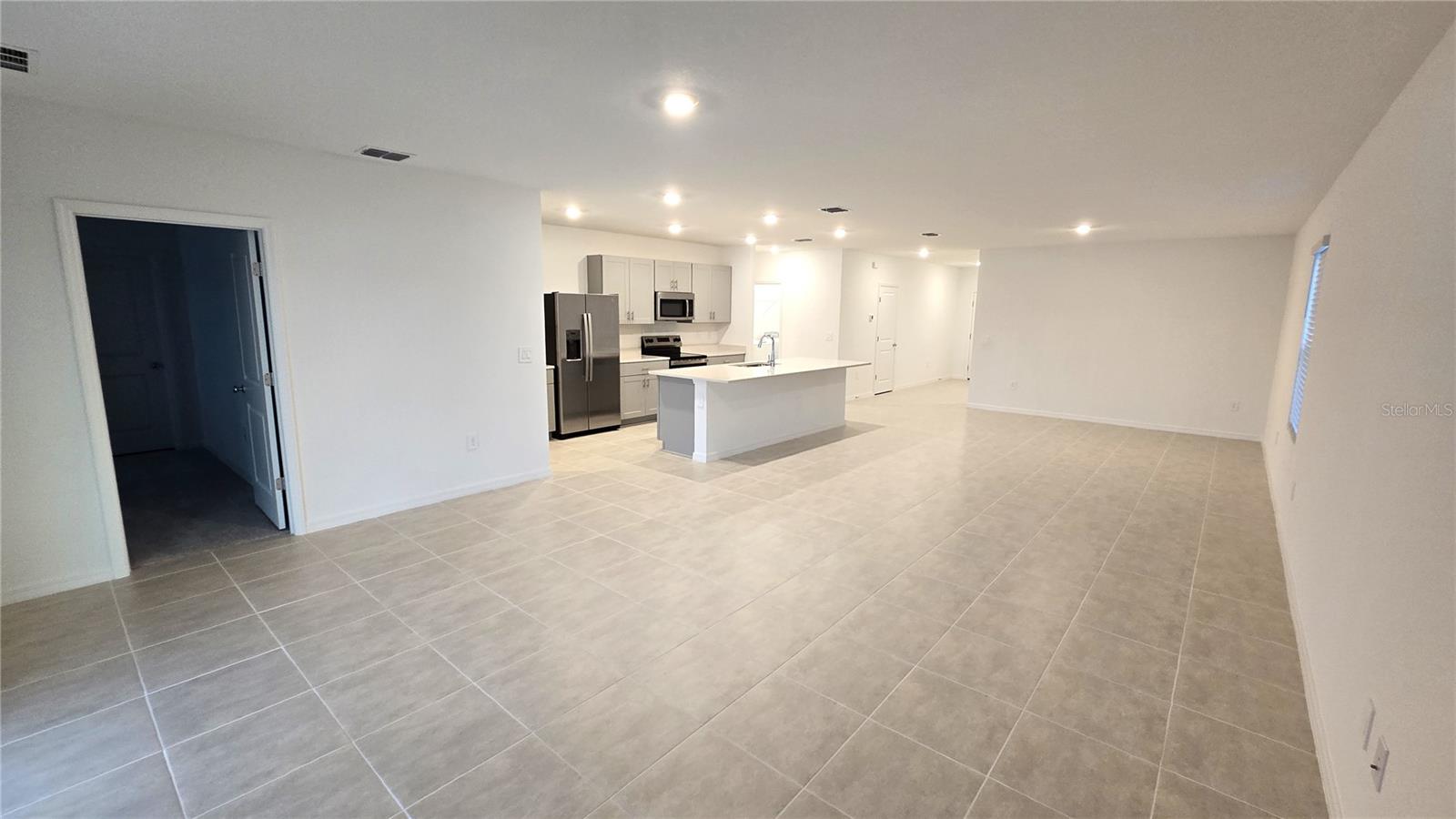 WESTVIEW POD B NEIGHBORHOOD 2A & 2B PH 1 - Residential Lease