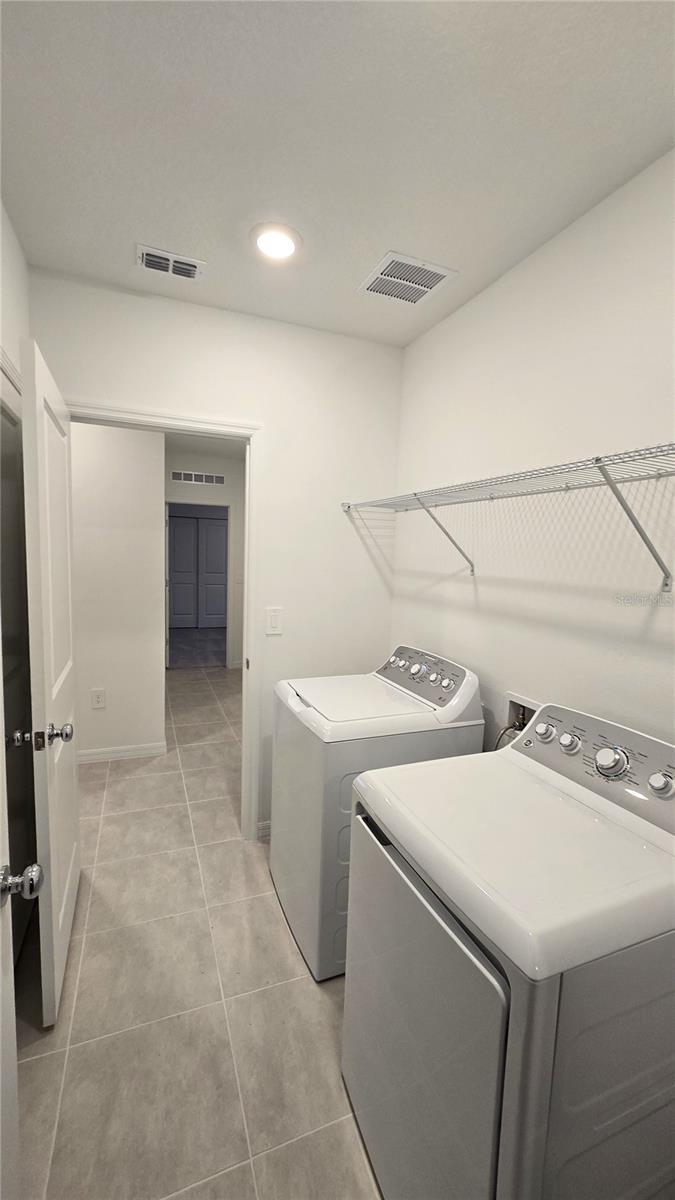 WESTVIEW POD B NEIGHBORHOOD 2A & 2B PH 1 - Residential Lease