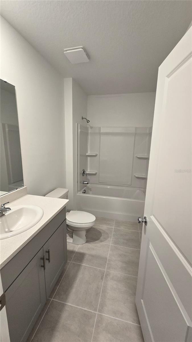 WESTVIEW POD B NEIGHBORHOOD 2A & 2B PH 1 - Residential Lease