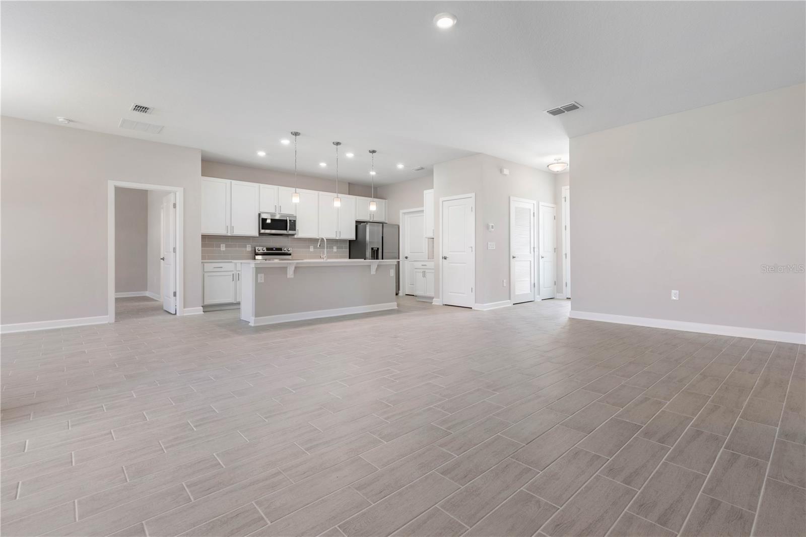 2938 WOODWARD AVENUE