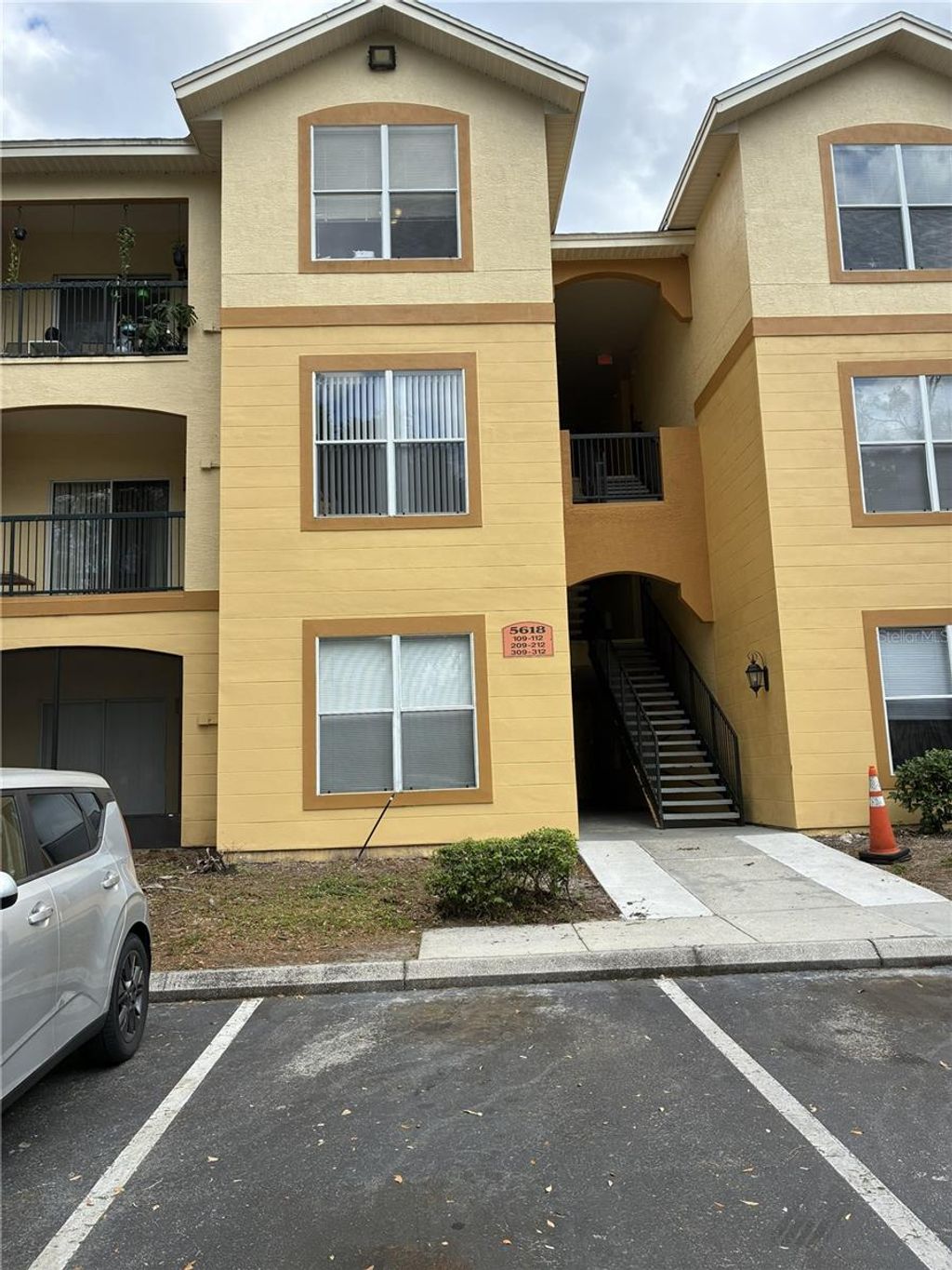 Photo of 5618 Pinnacle Heights Circle #312, Tampa, FL 33624 (MLS # TB8501565)