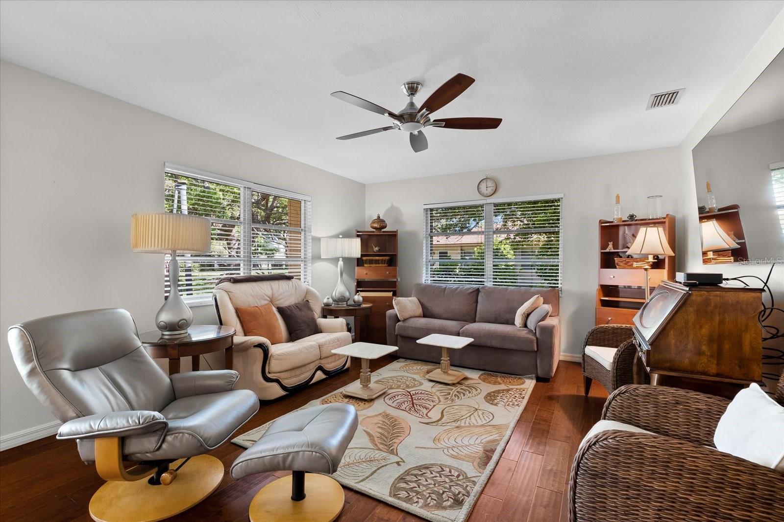 WOODSIDE SOUTH PH 1 2 & 3 - Residential Lease