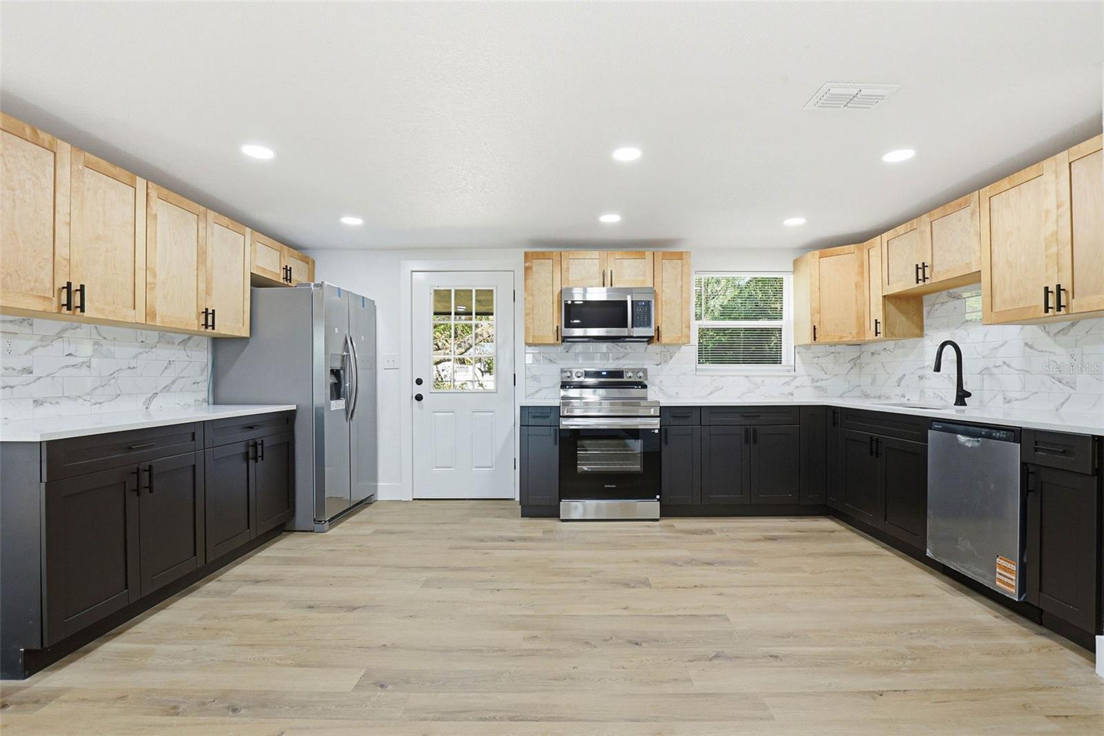 HIGHLAND PINES REV - Residential