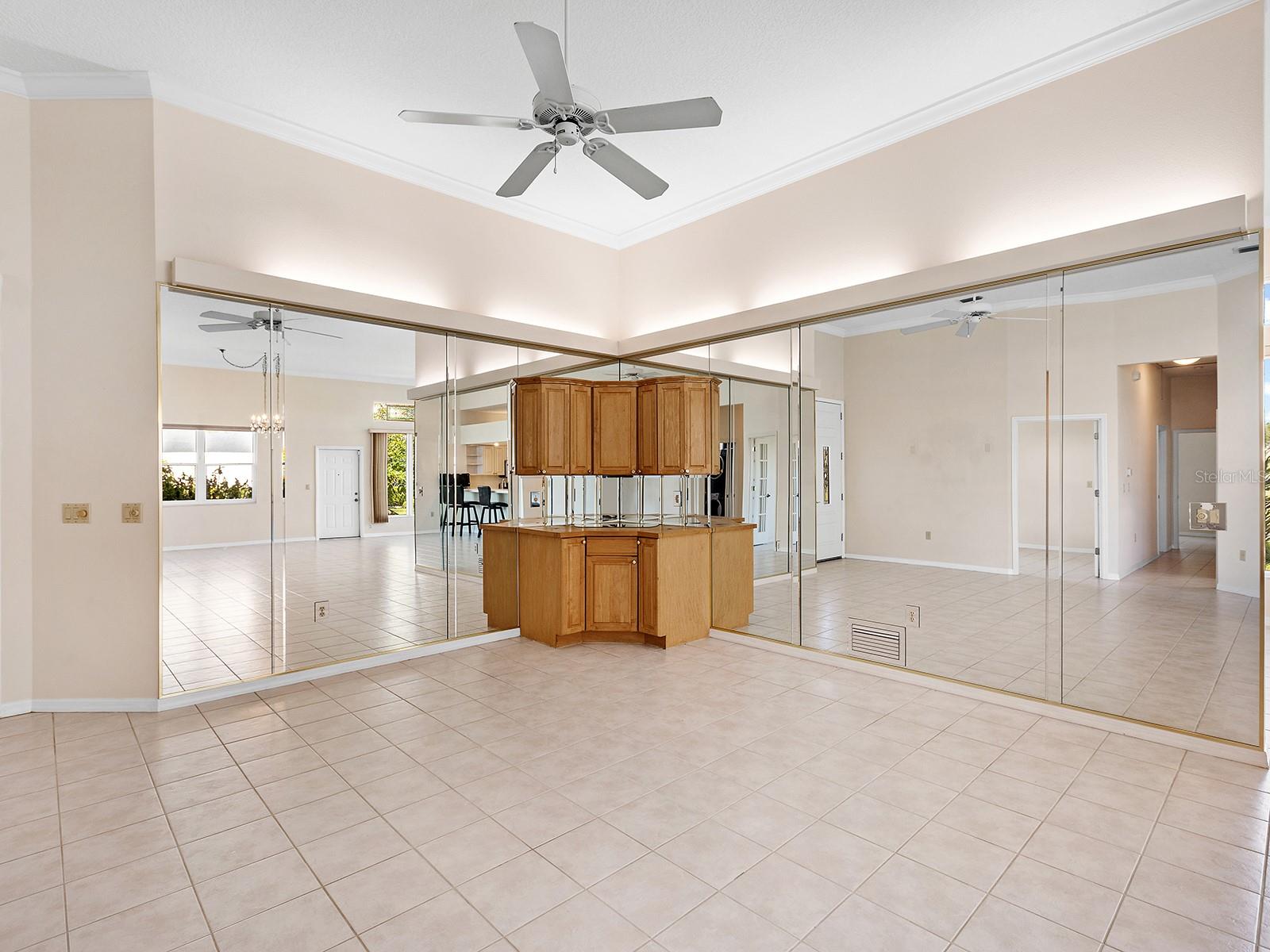 LYNWOOD GLEN - Residential