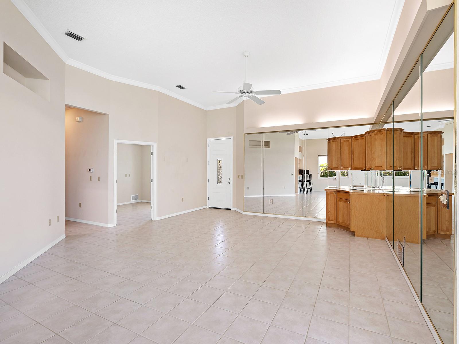 LYNWOOD GLEN - Residential