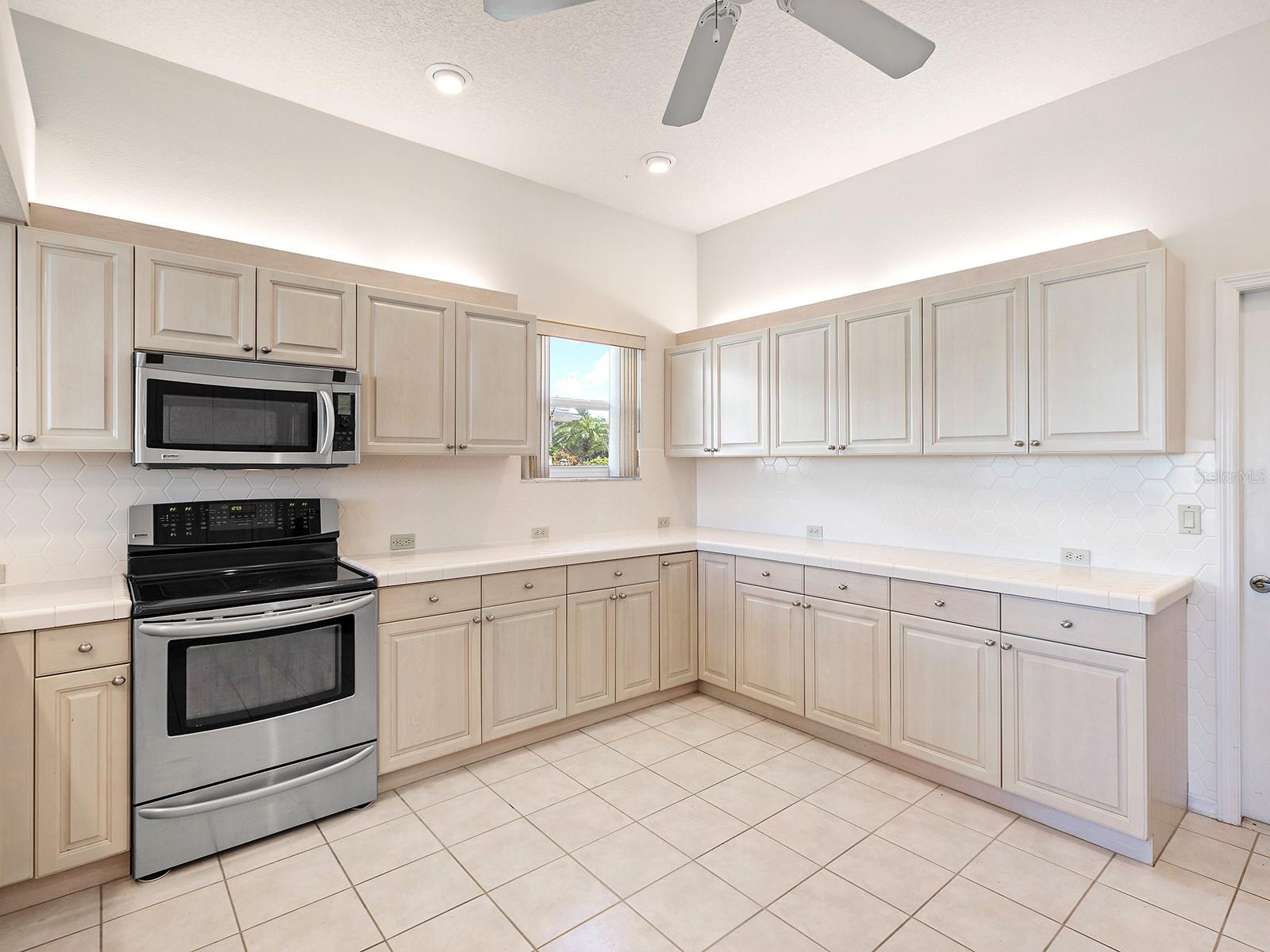 LYNWOOD GLEN - Residential