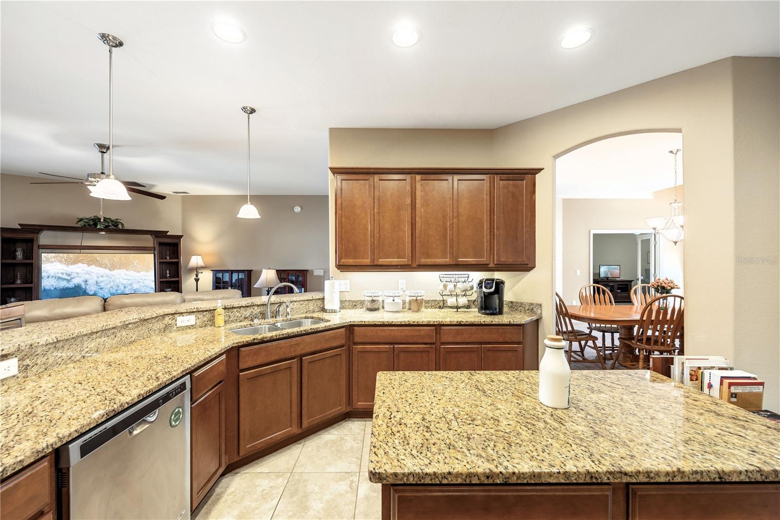 HARTFORD ESTATES - Residential