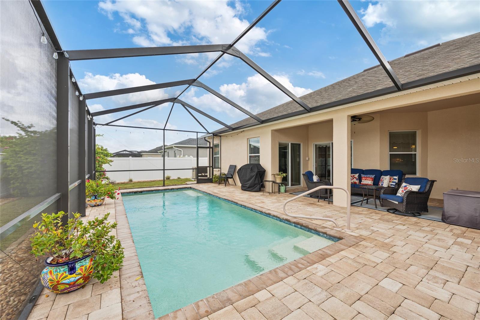 HARTFORD ESTATES - Residential