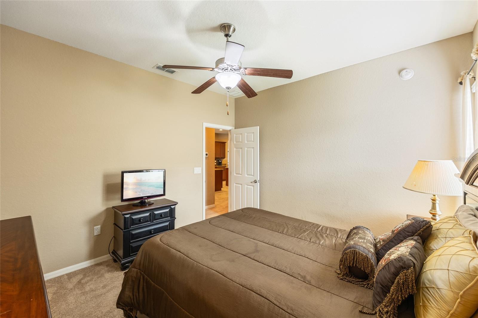 HARTFORD ESTATES - Residential