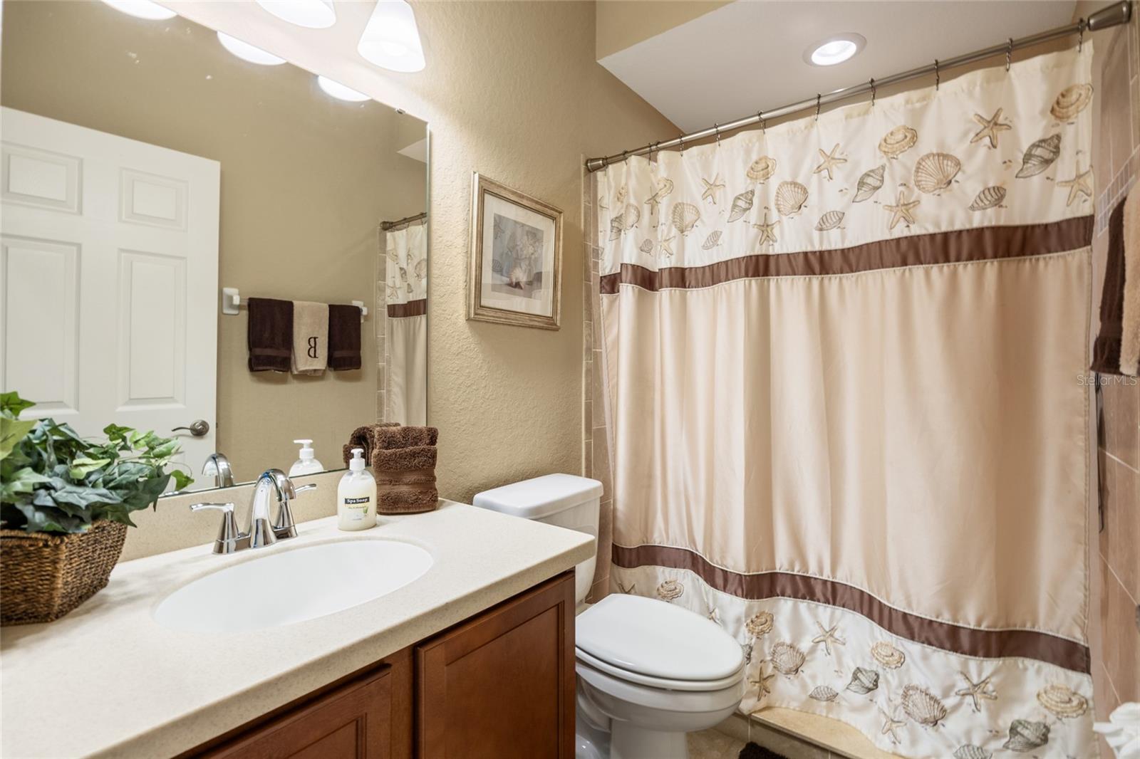 HARTFORD ESTATES - Residential