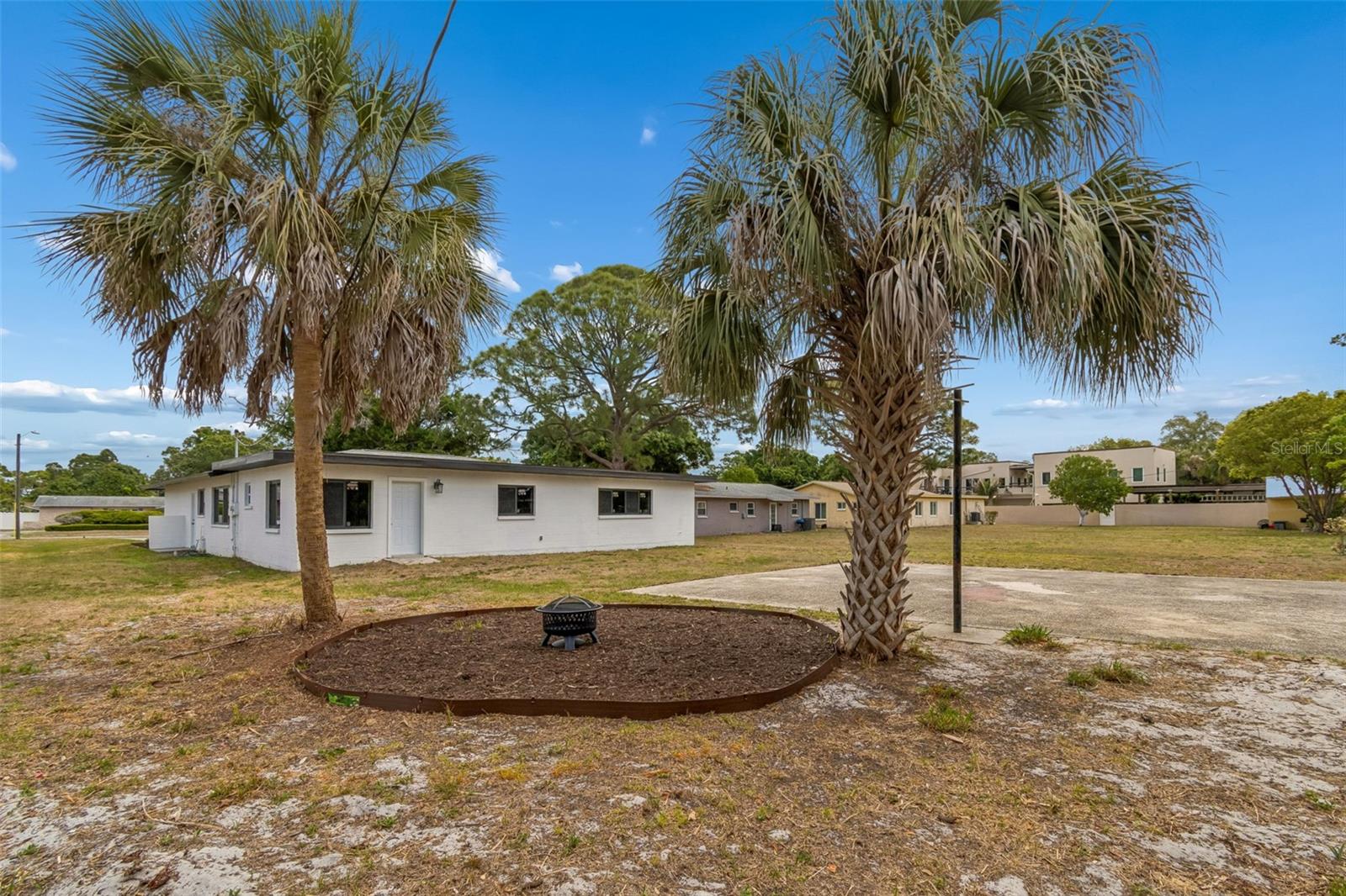 LAKEWOOD ESTATES SEC D - Residential