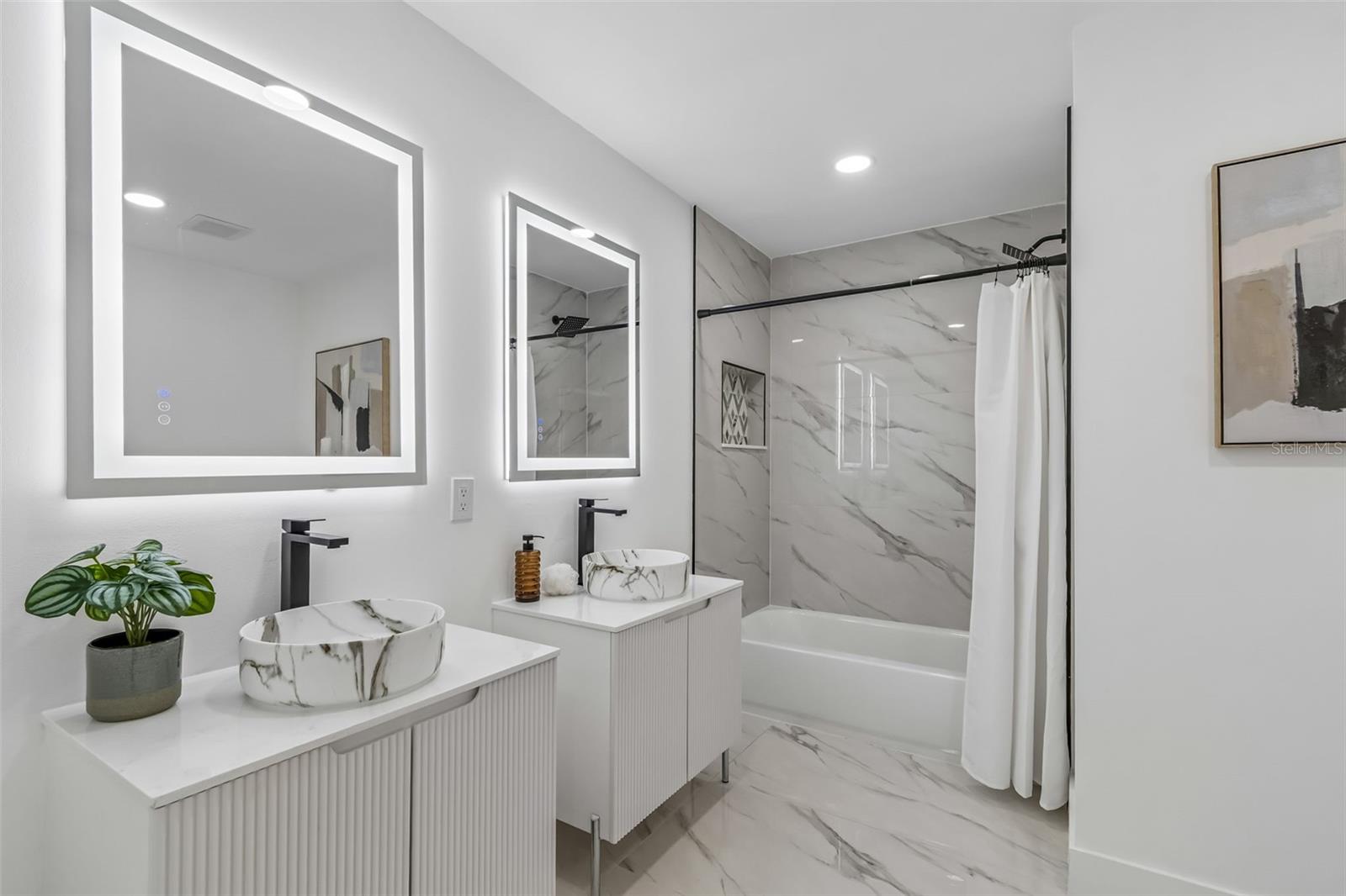 LAKEWOOD ESTATES SEC D - Residential