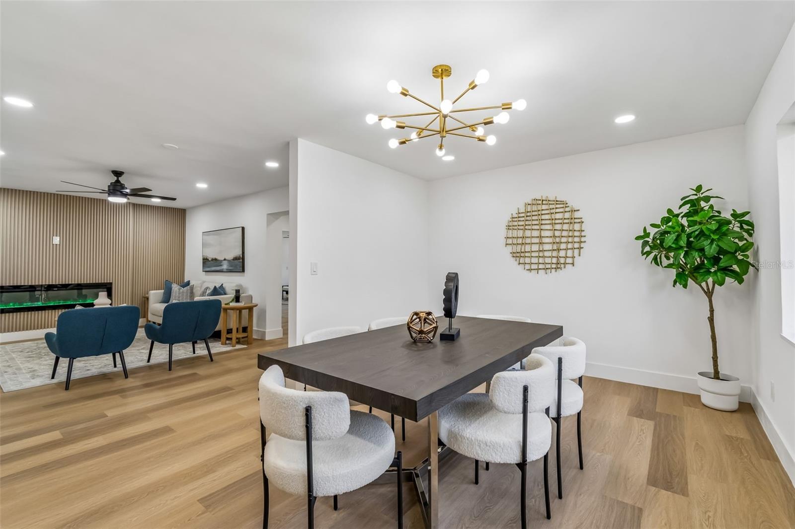 LAKEWOOD ESTATES SEC D - Residential