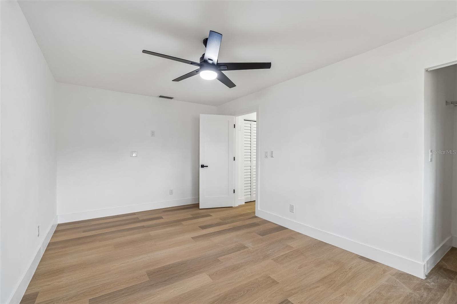 LAKEWOOD ESTATES SEC D - Residential