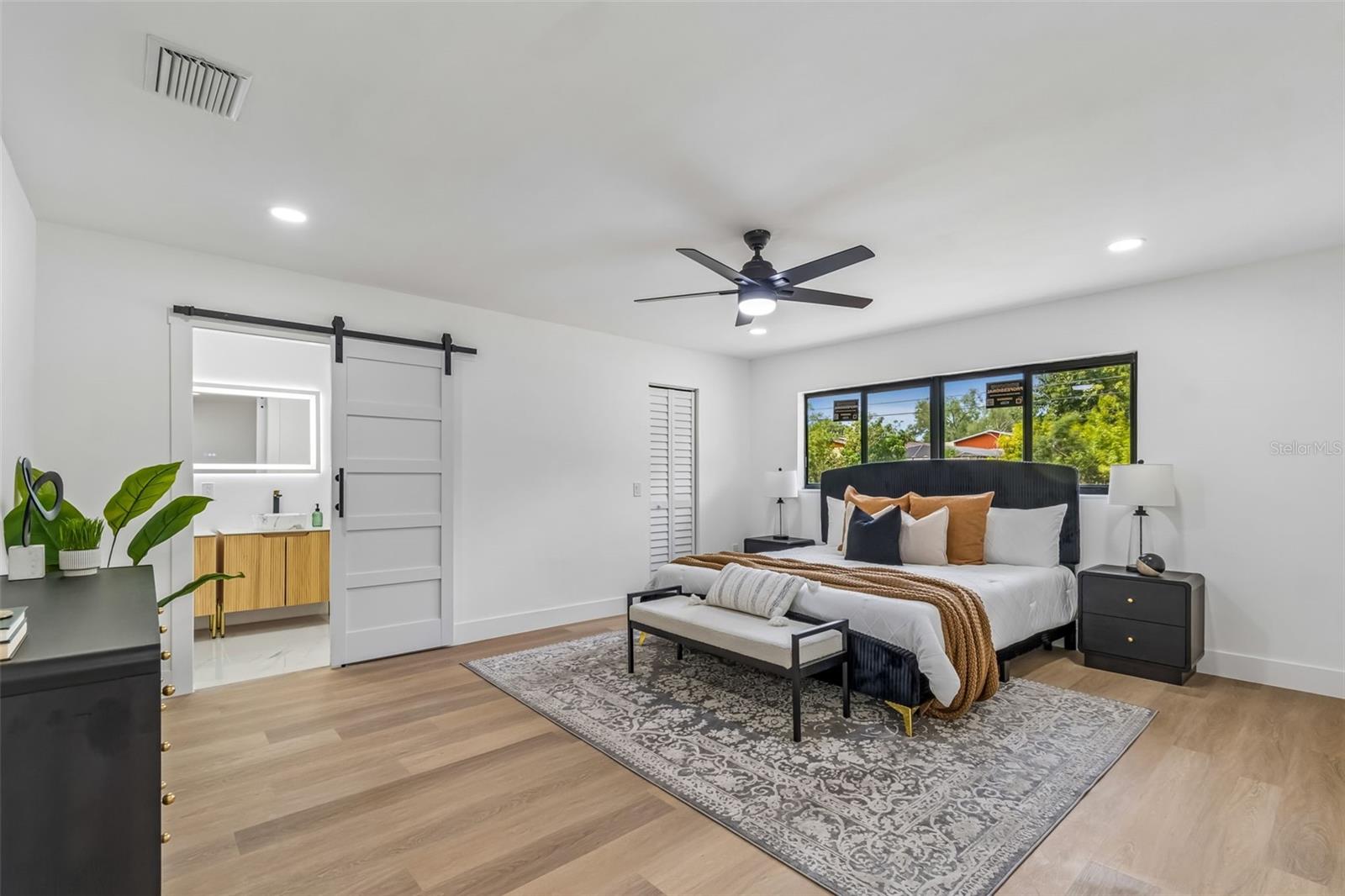 LAKEWOOD ESTATES SEC D - Residential