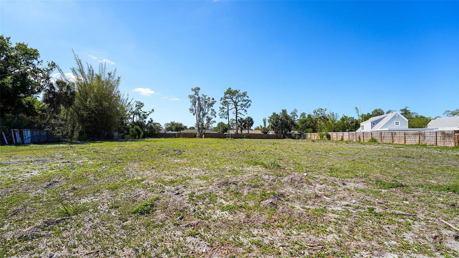 PHILLIPPI CREST - Residential