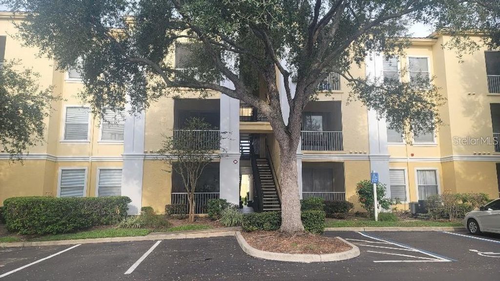 Photo of 1125 Lake Shadow Circle #5106, Maitland, FL 32751 (MLS # O6395545)