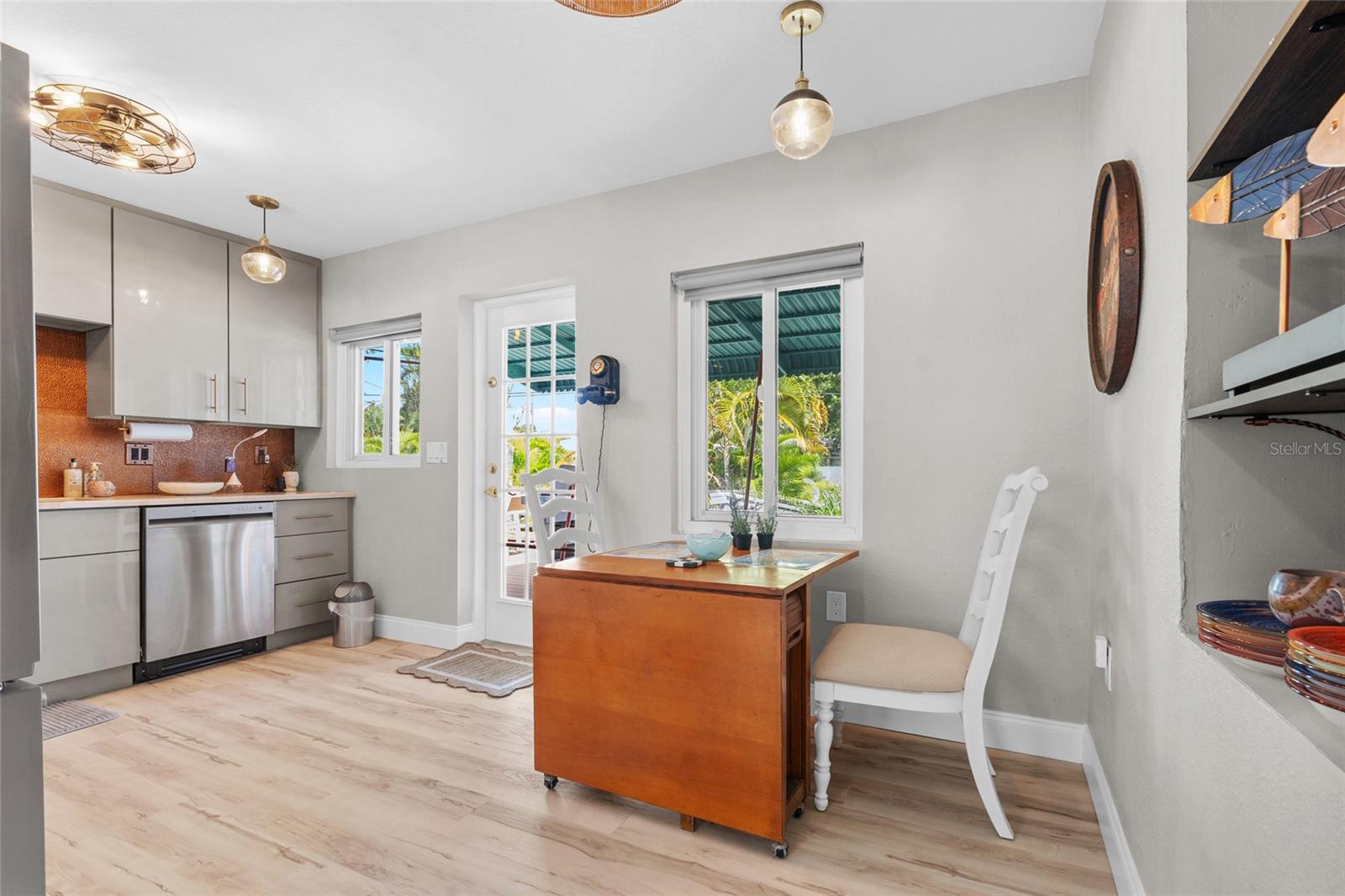 78BURNS F J REALTY COS REV - Residential